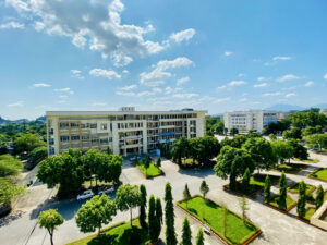 Trường Đại học Kinh tế và Quản trị Kinh doanh